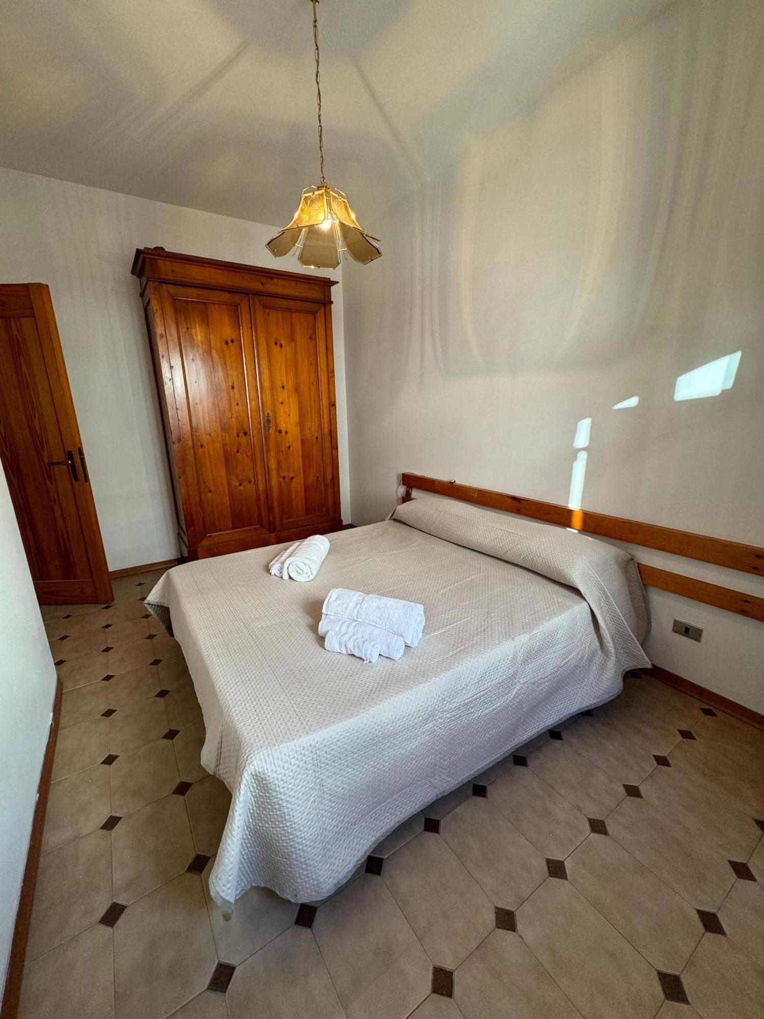Pm 95 Via Lido Guest House Алгеро Екстериор снимка